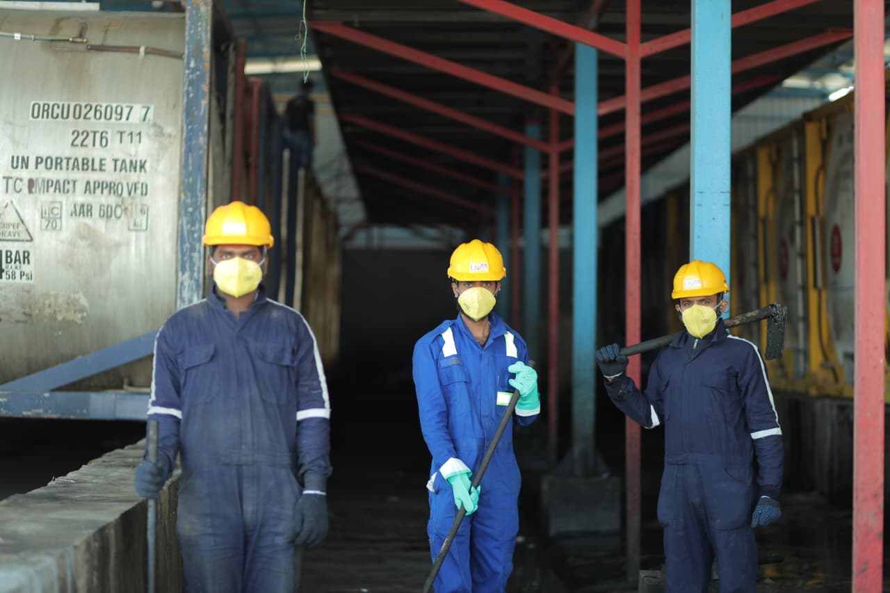 Om%20Shiv%20Malhar%20Marine%20Services