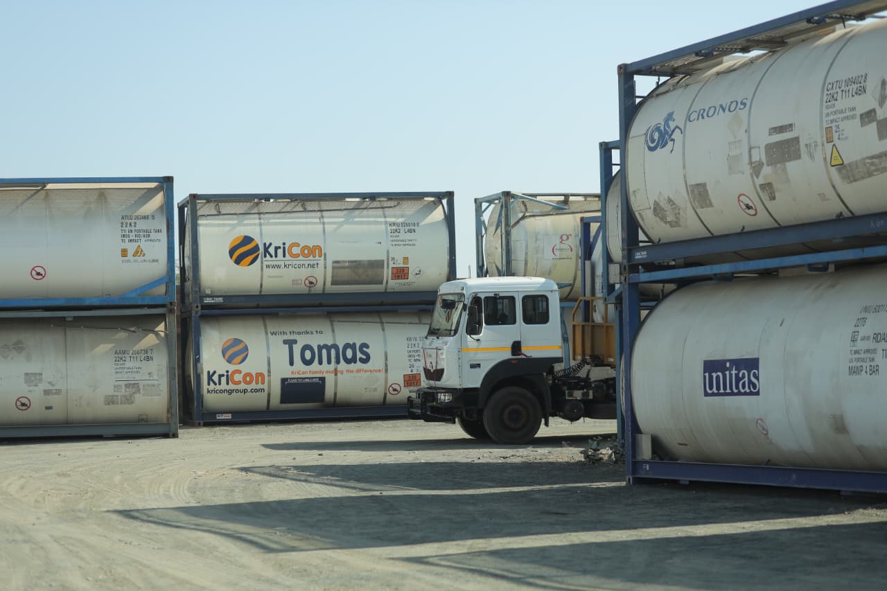 Om%20Shiv%20Malhar%20Marine%20Services